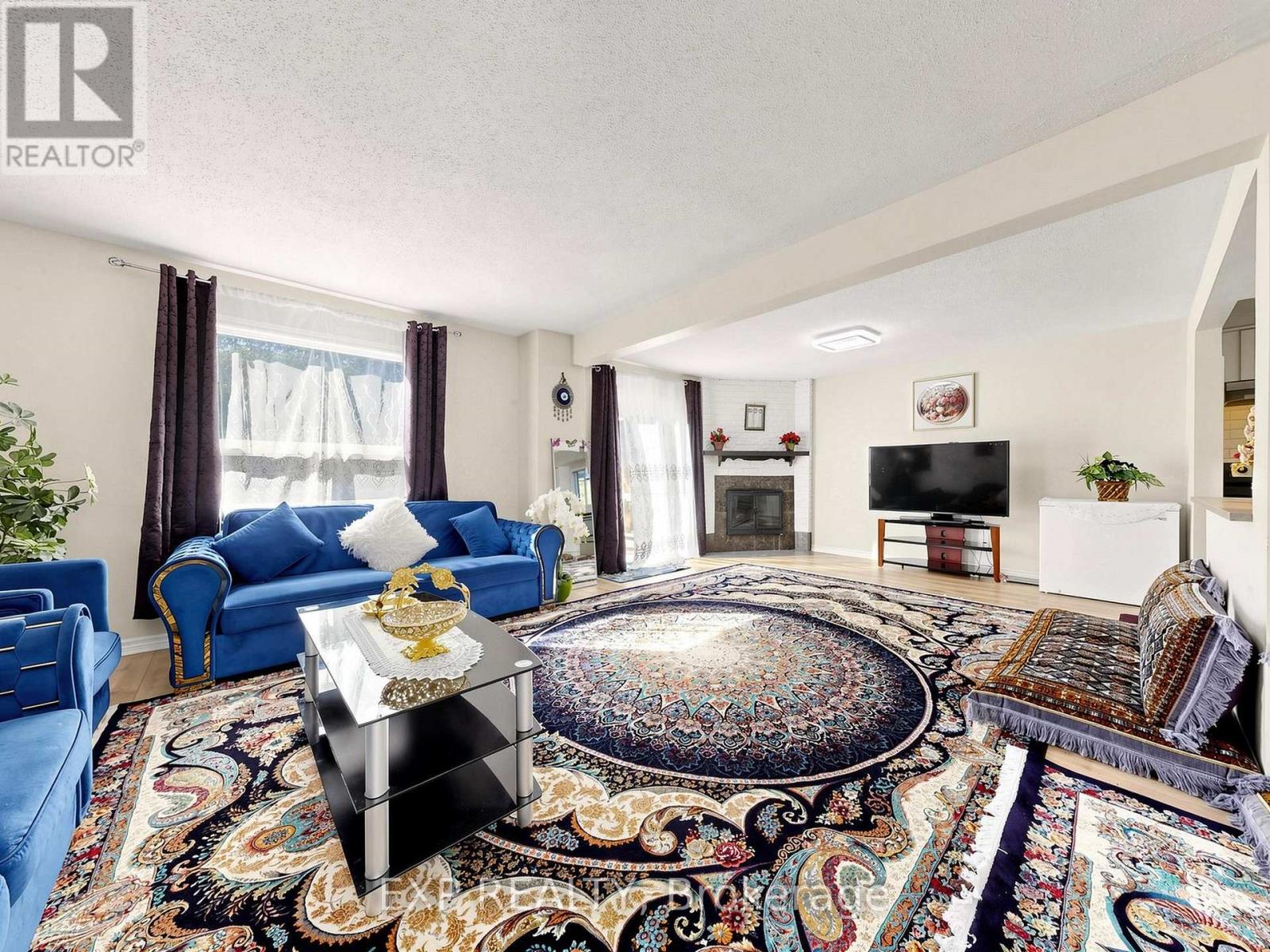 28 LONGFELLOW COURT, Whitby (Pringle Creek) — photo 5