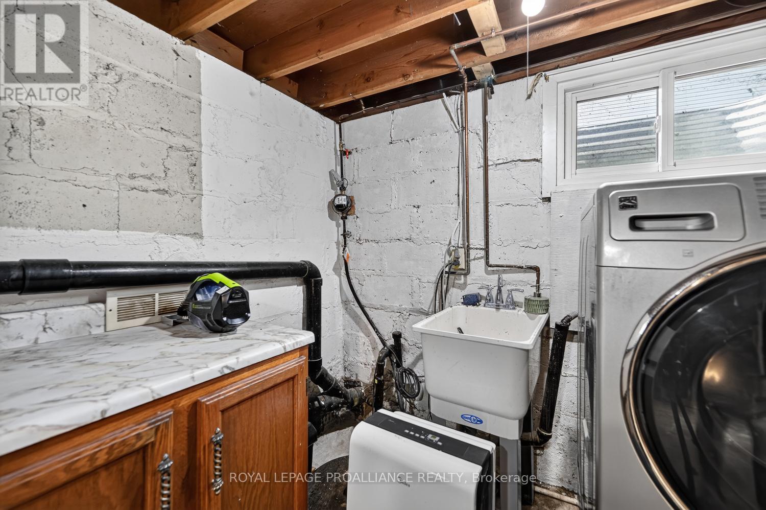 304 OXFORD AVENUE - Image 21