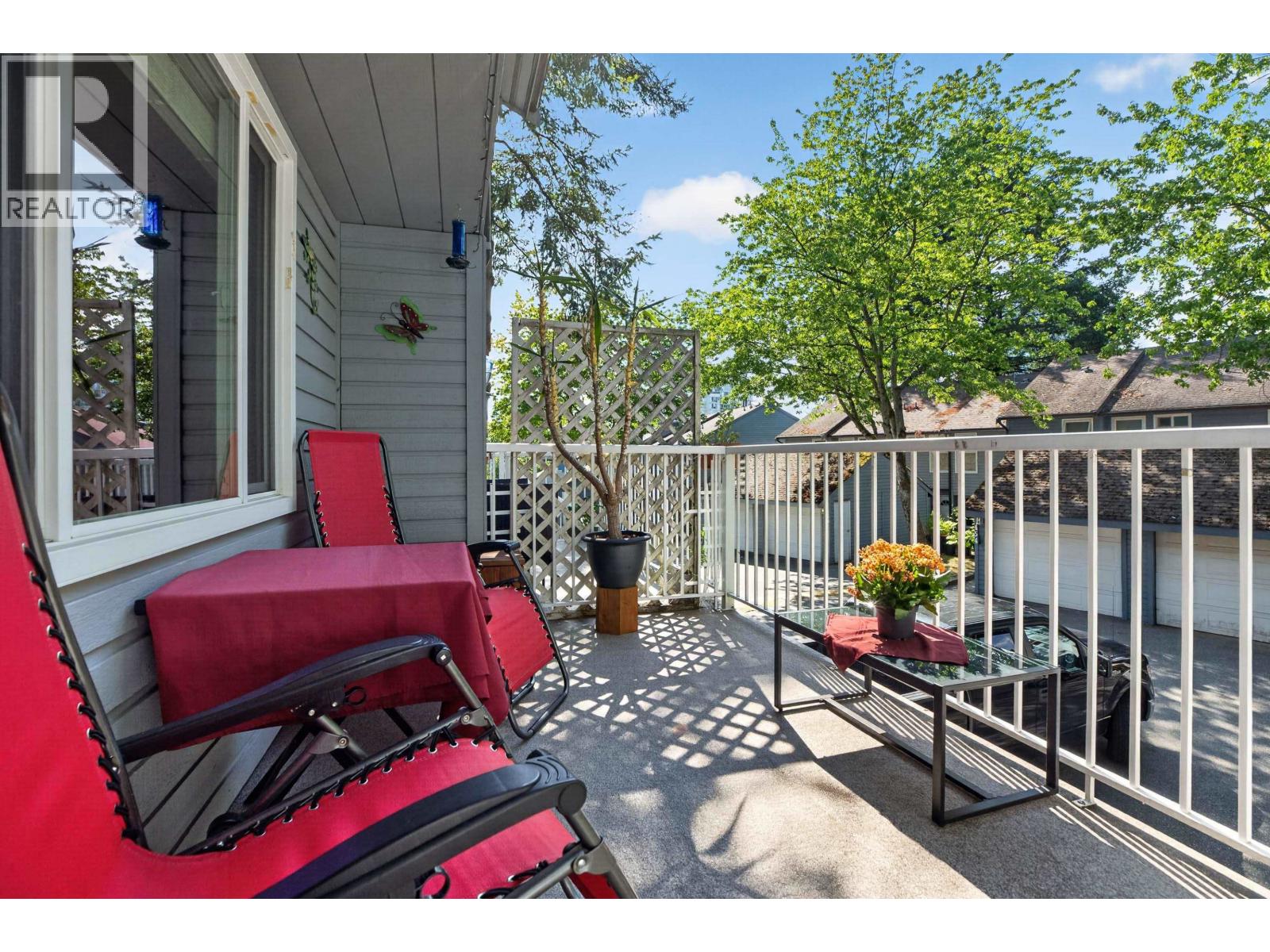 461 CARLSEN PLACE