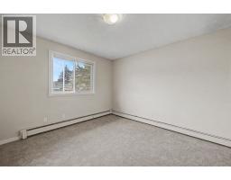 4004 79 Street Nw, Calgary, AB T3B2N8 Photo 16