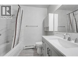 Bedroom - 4004 79 Street Nw, Calgary, AB T3B2N8 Photo 12