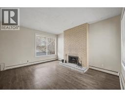 Foyer - 4004 79 Street Nw, Calgary, AB T3B2N8 Photo 6
