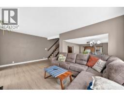 961 Ranchview Crescent NW - photo 16