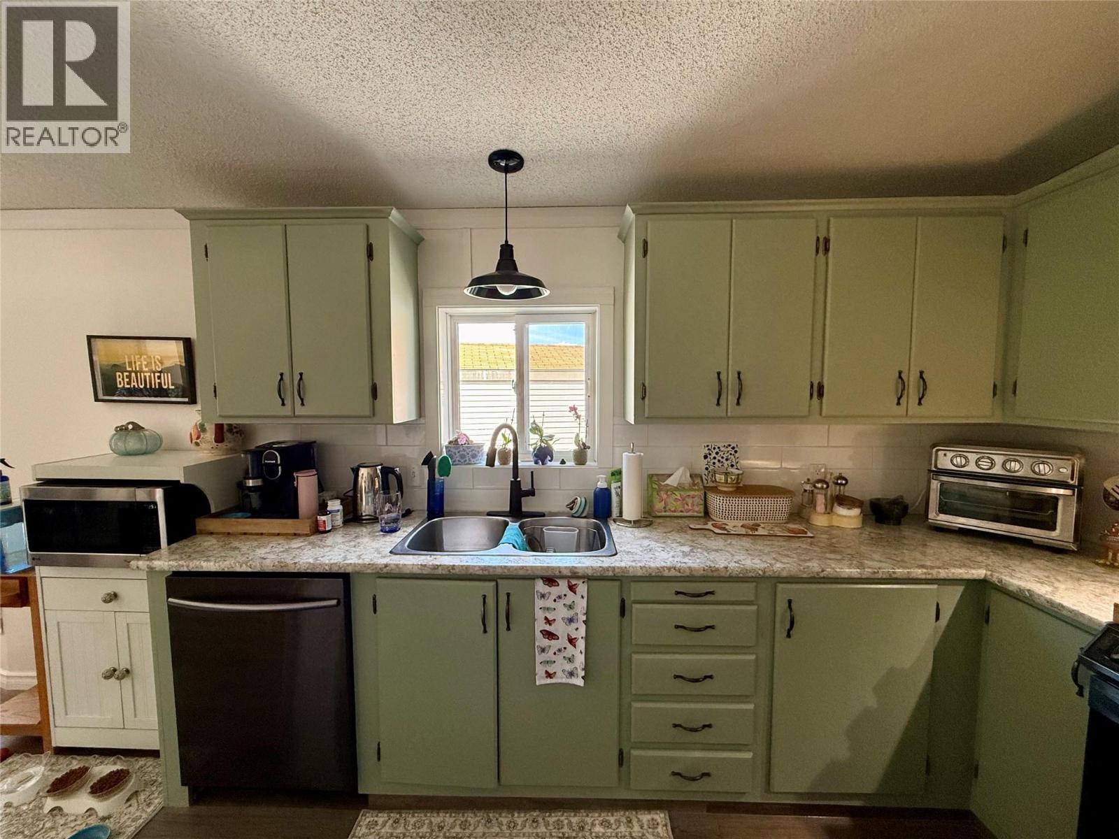#51 700 Patterson Street W - 10