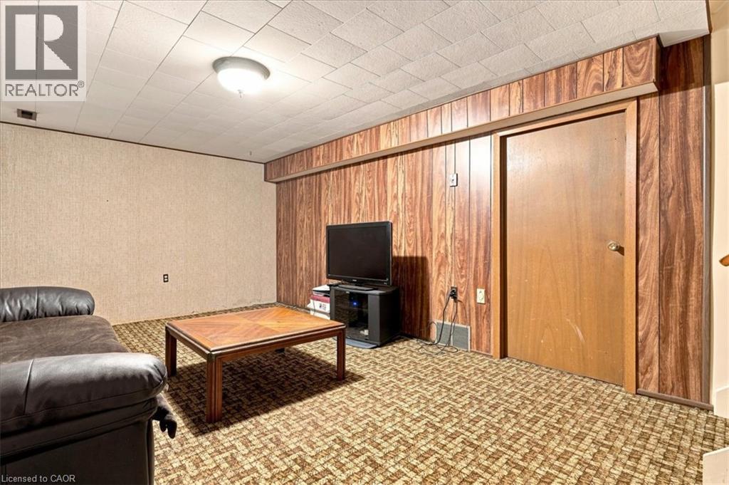 395 MOSSOM Place - Image 24