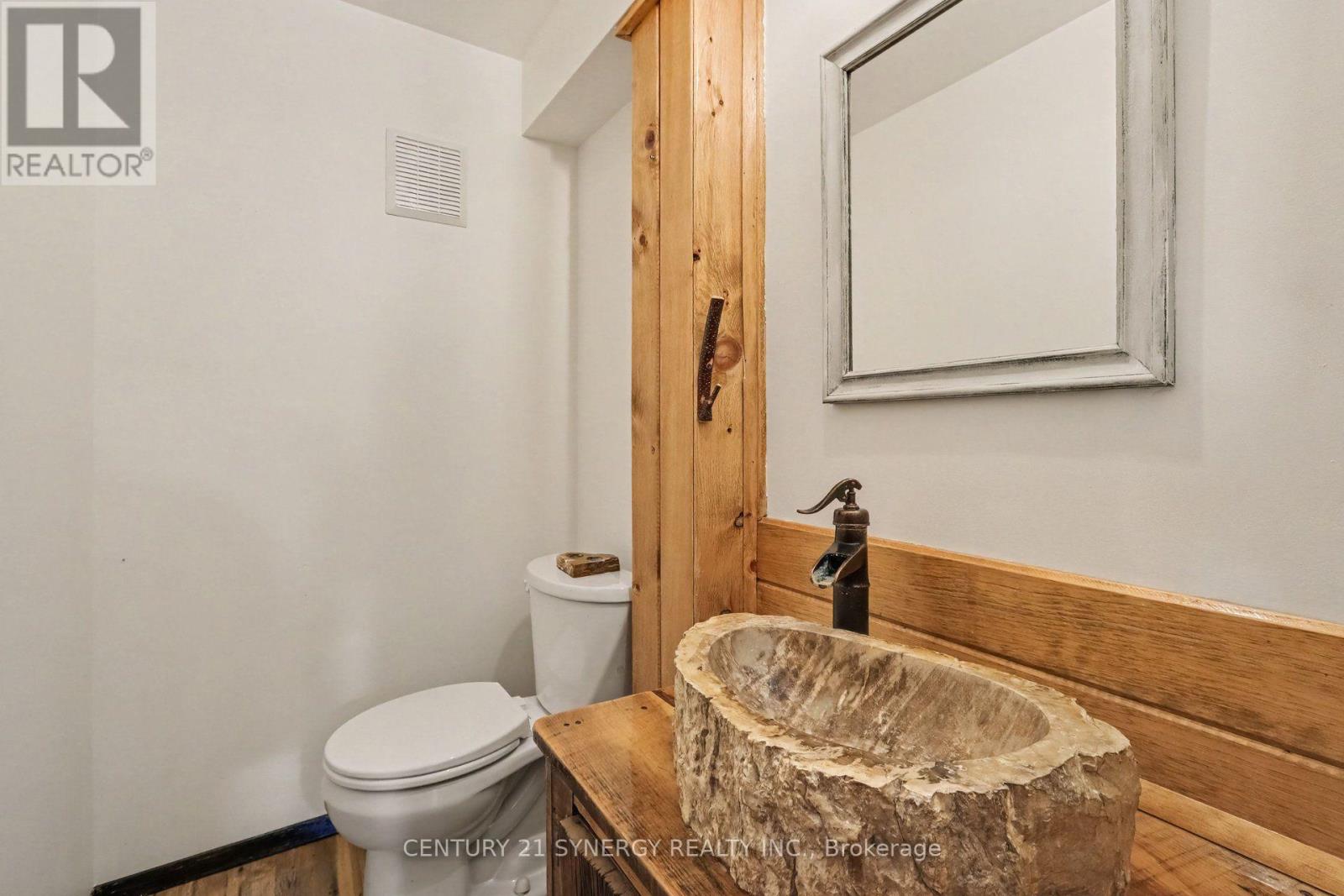 2960 MCLACHLIN ROAD - 23