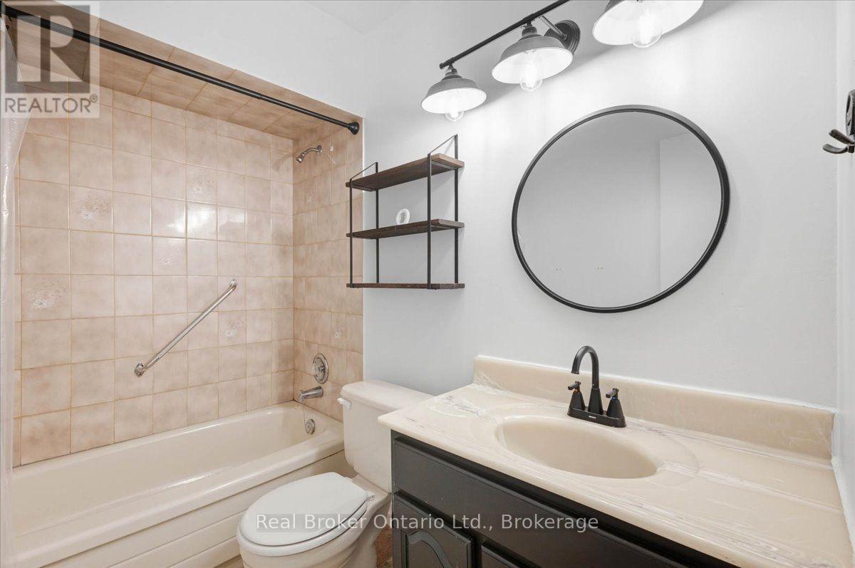 36 ASH STREET - 18
