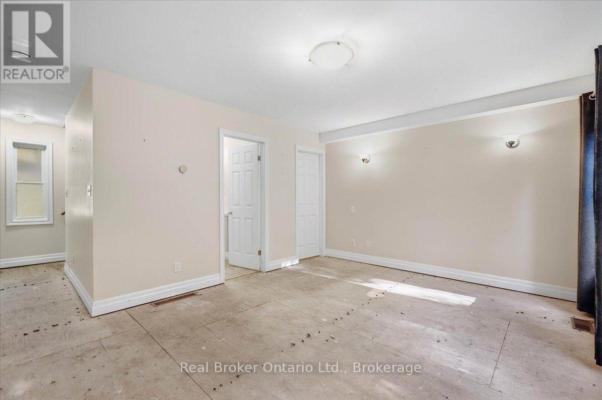 36 ASH STREET - Image 25