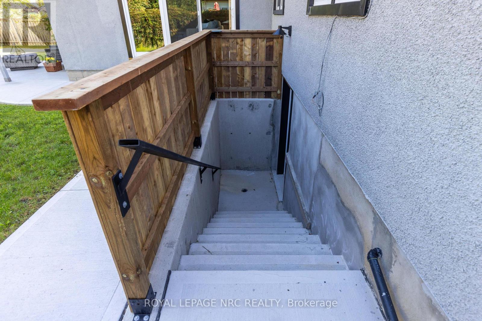 21 SILVERDALE DRIVE - Image 33