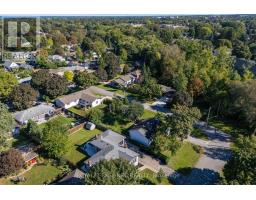 21 Silverdale Drive, St  Catharines, ON L2M3M9 Photo 39