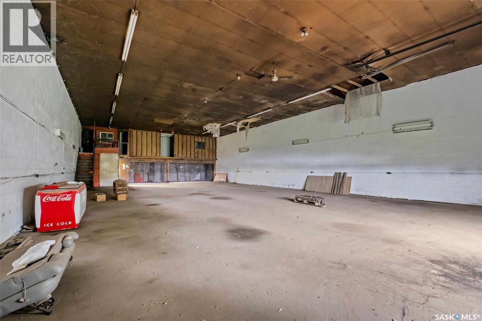 Irvine Street Industrial Property, Buckland Rm No. 491 — photo 2