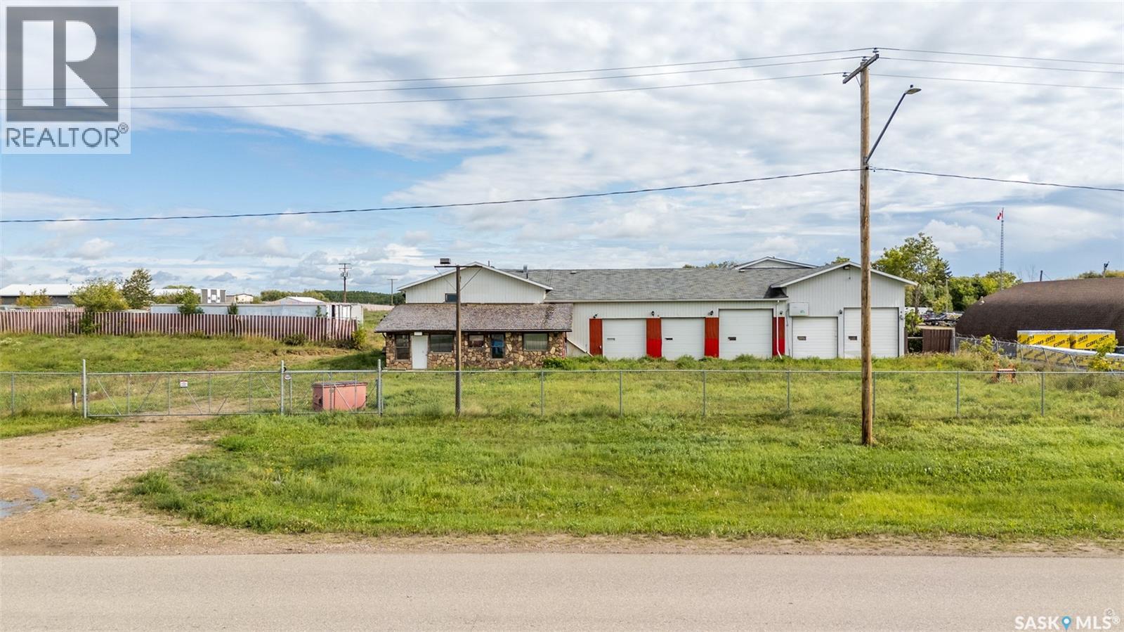 Highway 2 North Industrial Property, Buckland Rm No. 491 — photo 2