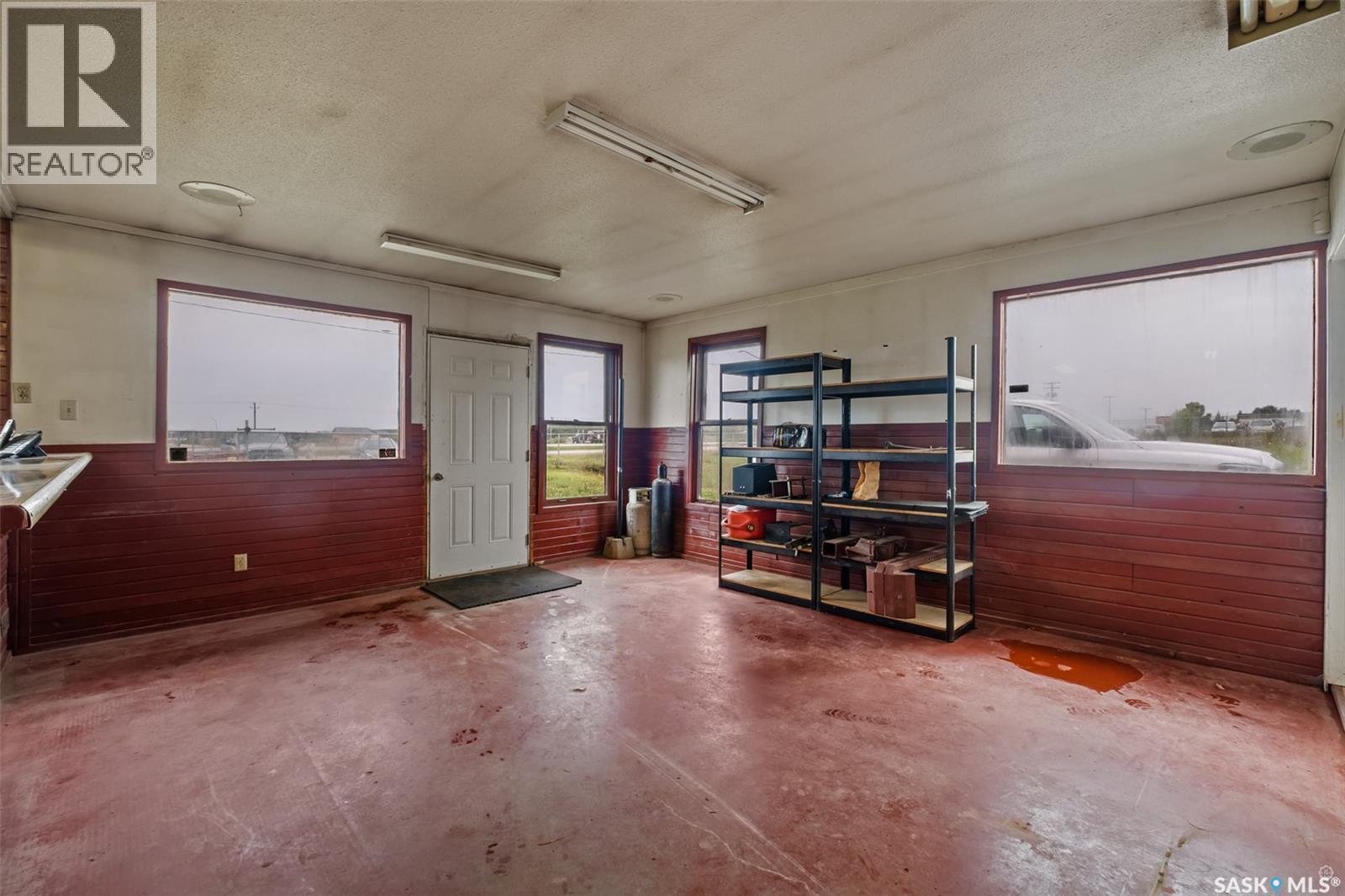 Highway 2 North Industrial Property, Buckland Rm No. 491 — photo 4