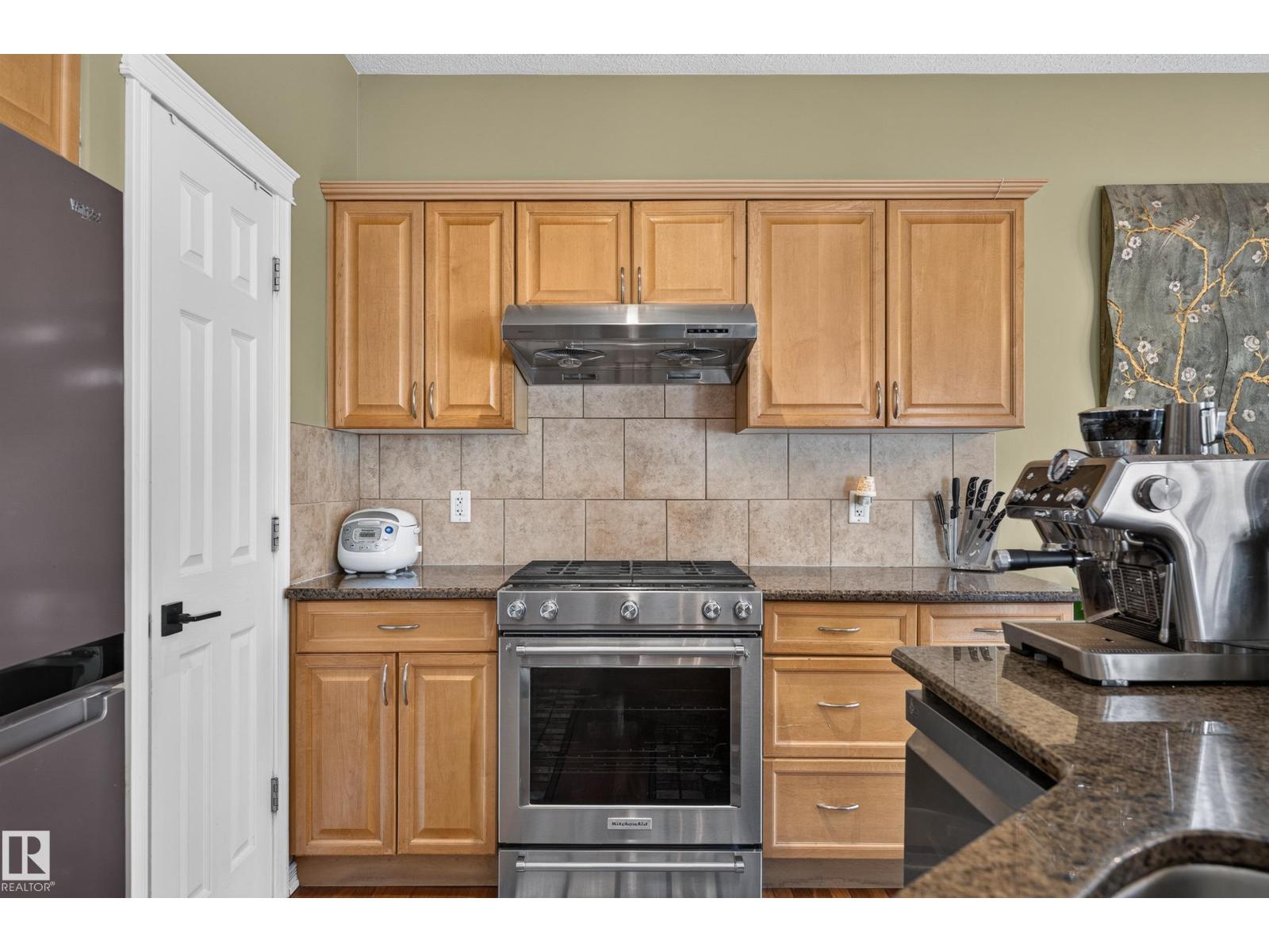 20435 56 AV NW photo 14