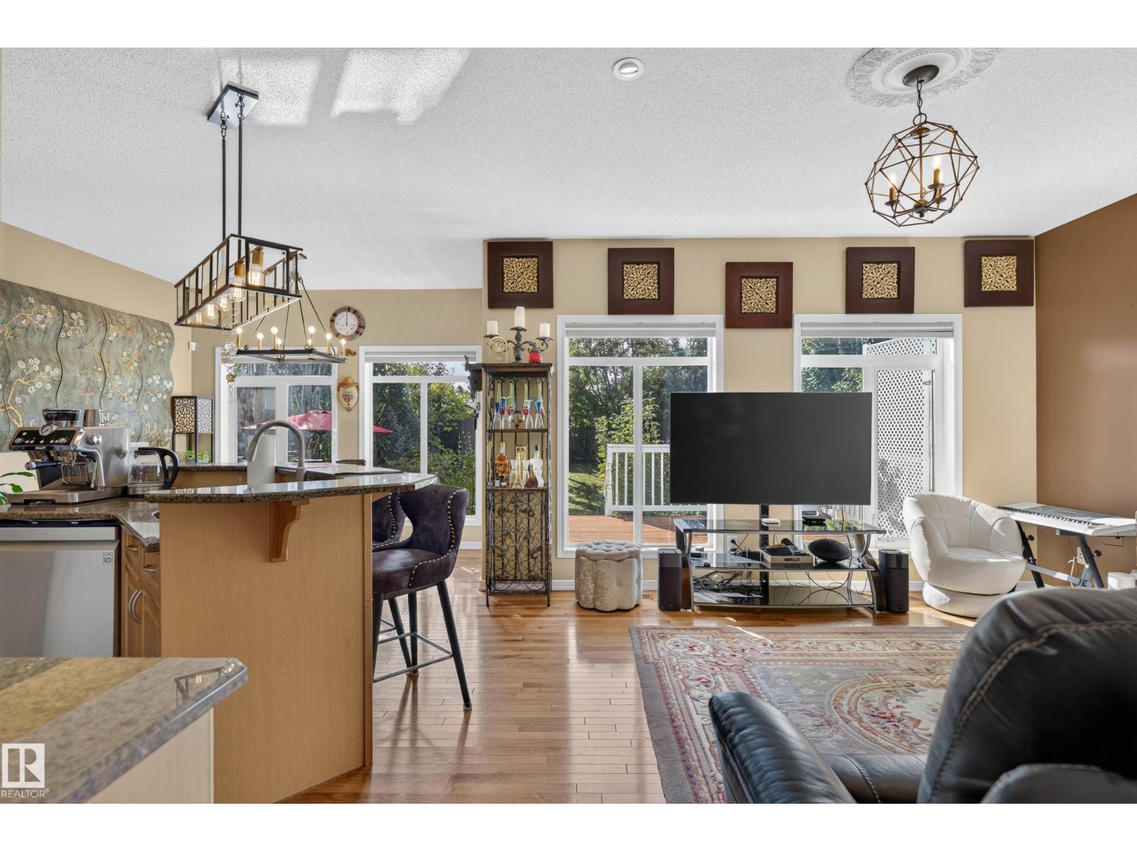 20435 56 AV NW photo 15