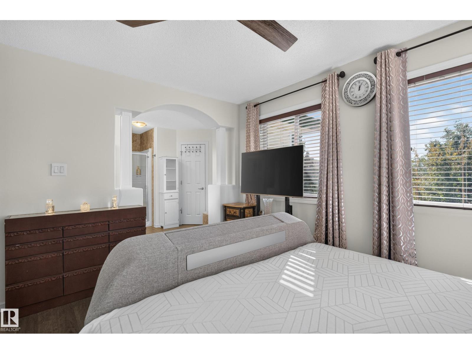 20435 56 AV NW photo 23