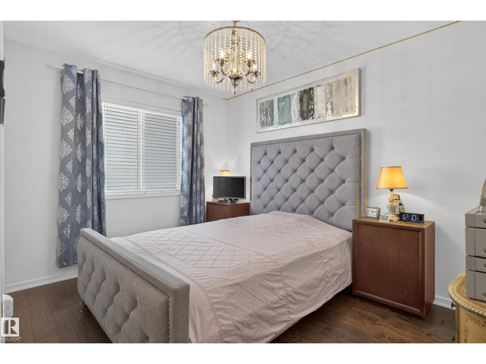 20435 56 AV NW photo 27