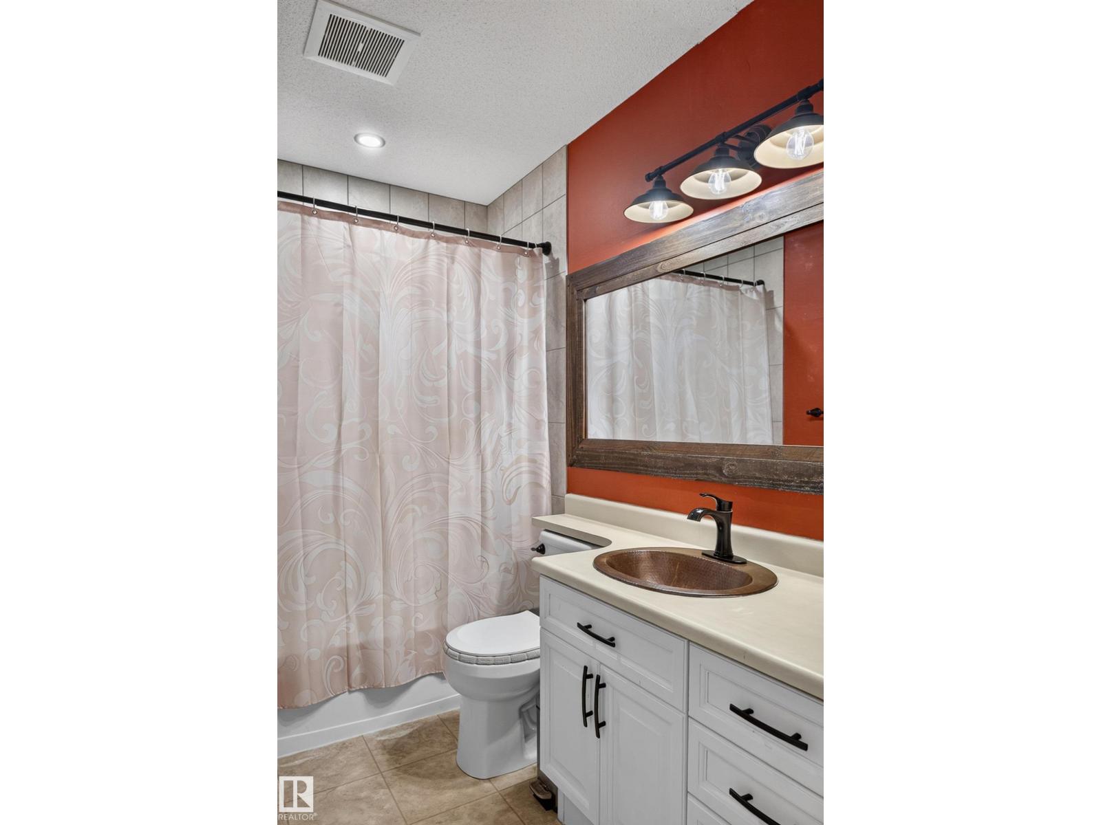 20435 56 AV NW photo 29