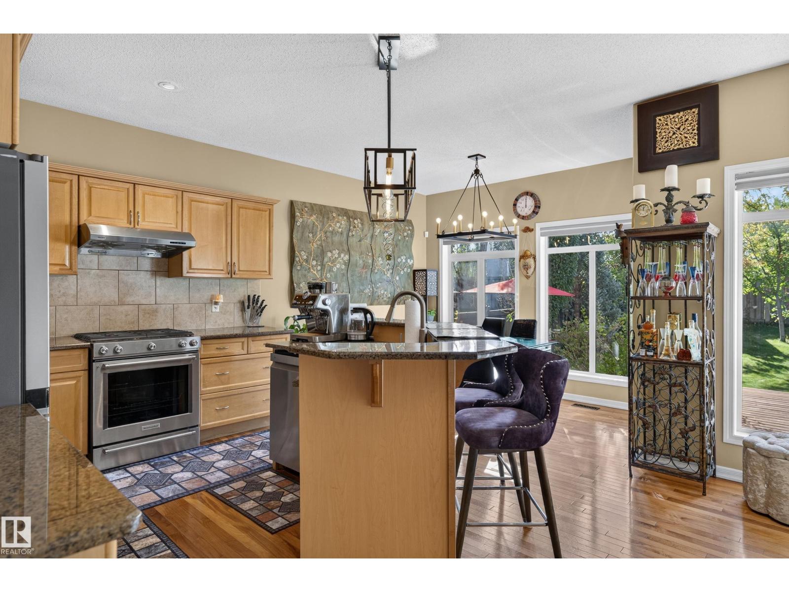 20435 56 AV NW photo 8