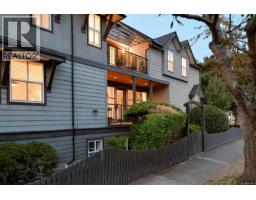 1150 Oxford St, Victoria, BC V8V2V3 Photo 84