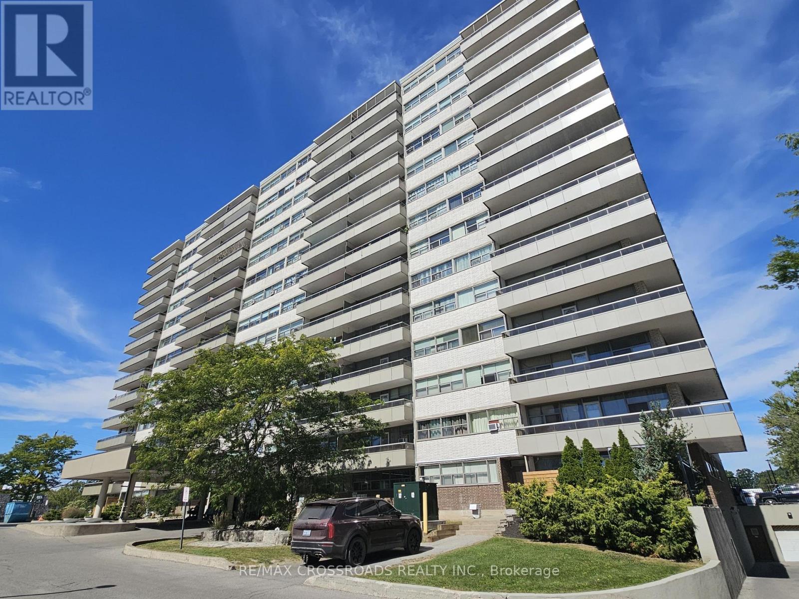 702 - 215 GLENRIDGE AVENUE, St. Catharines (Glendale/Glenridge)