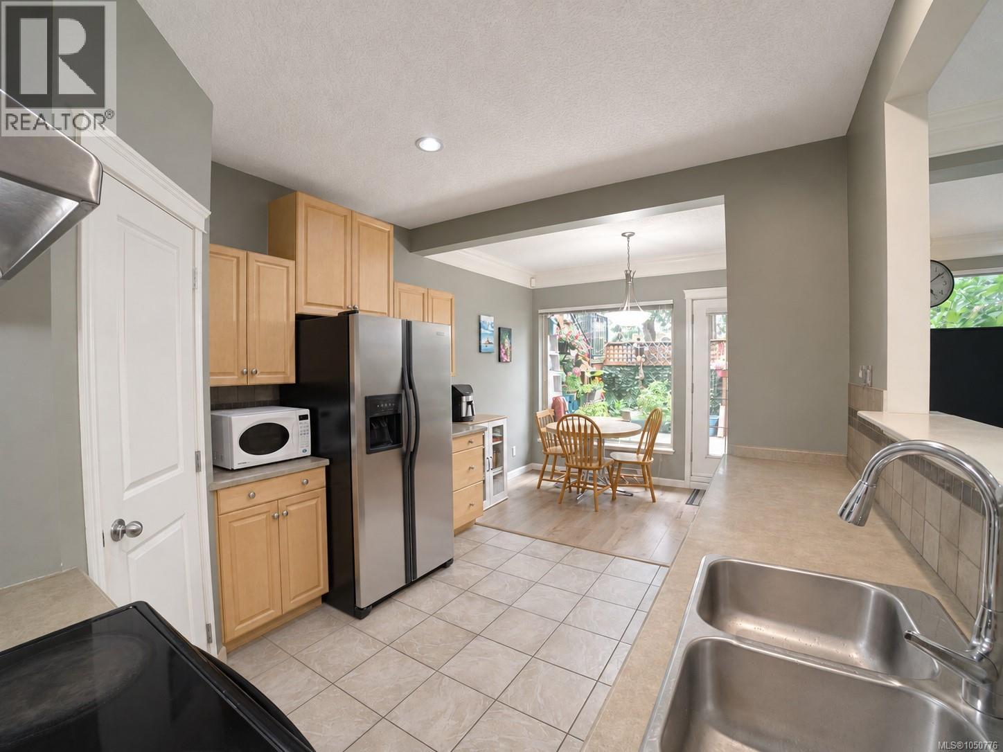 #107 791 Station Ave - 13