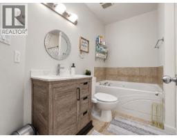 107 791 Station Ave, Langford, BC V9B0E6 Photo 9