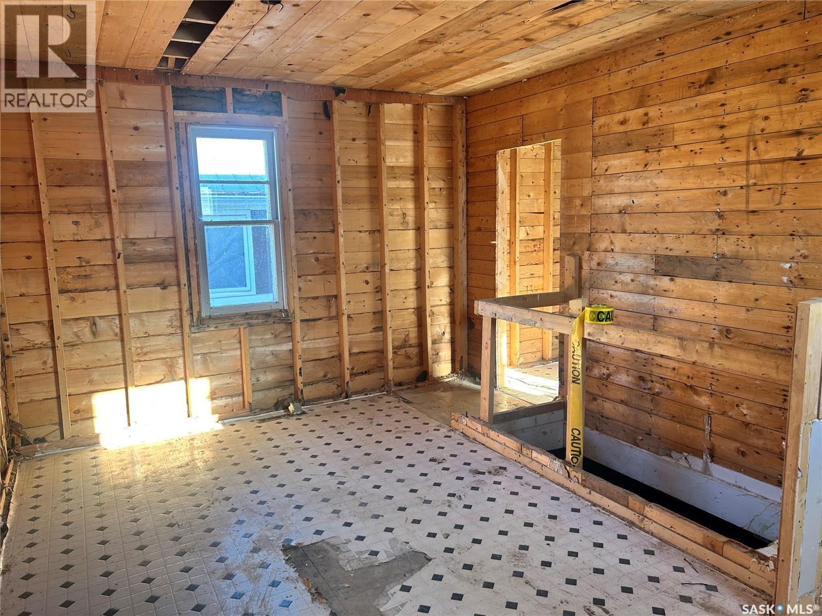 355 Bellamy AVENUE, Birch Hills — photo 6