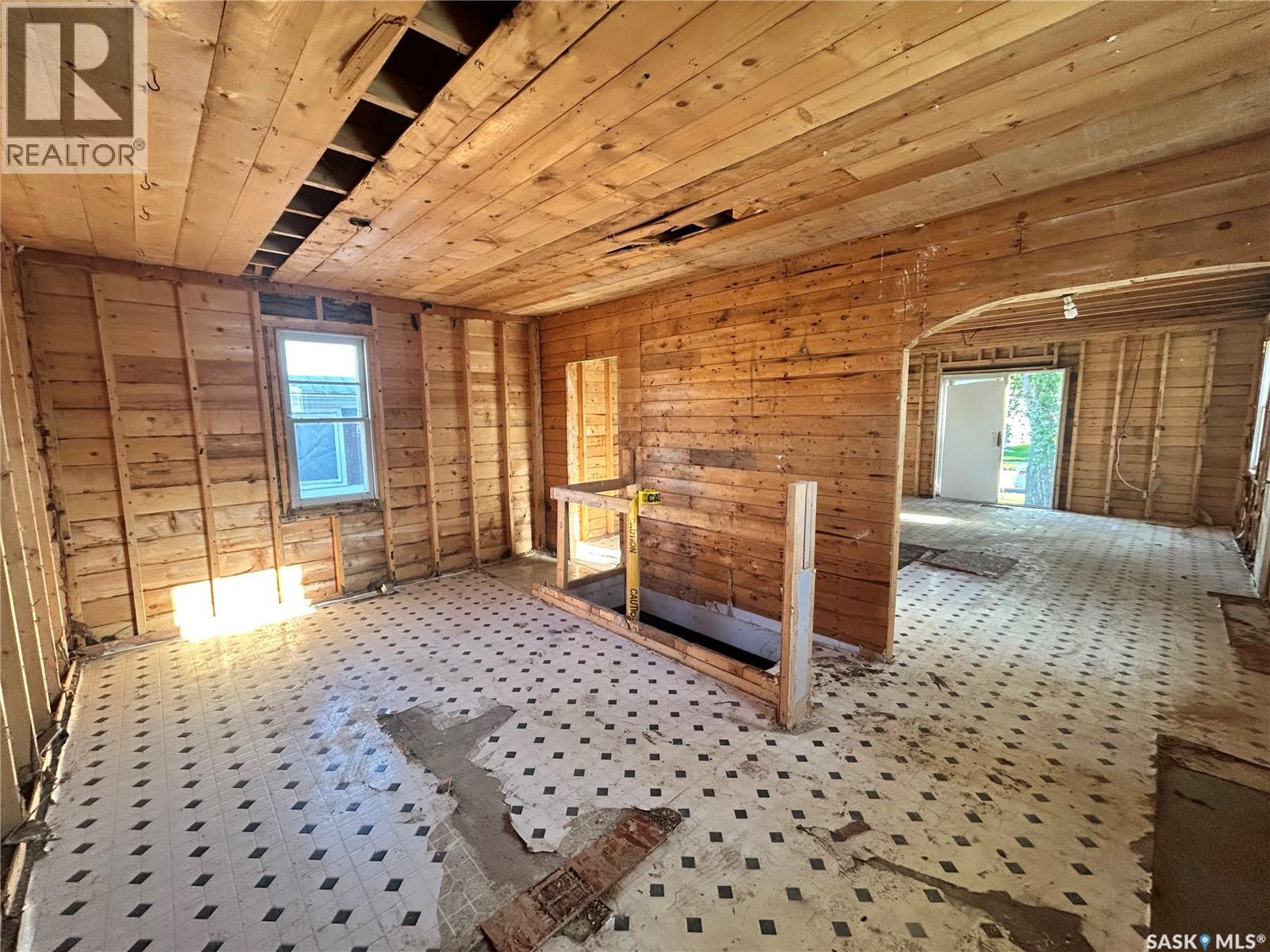 355 Bellamy AVENUE, Birch Hills — photo 7