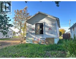 355 Bellamy Avenue, Birch Hills, SK S0J0G0 Photo 9