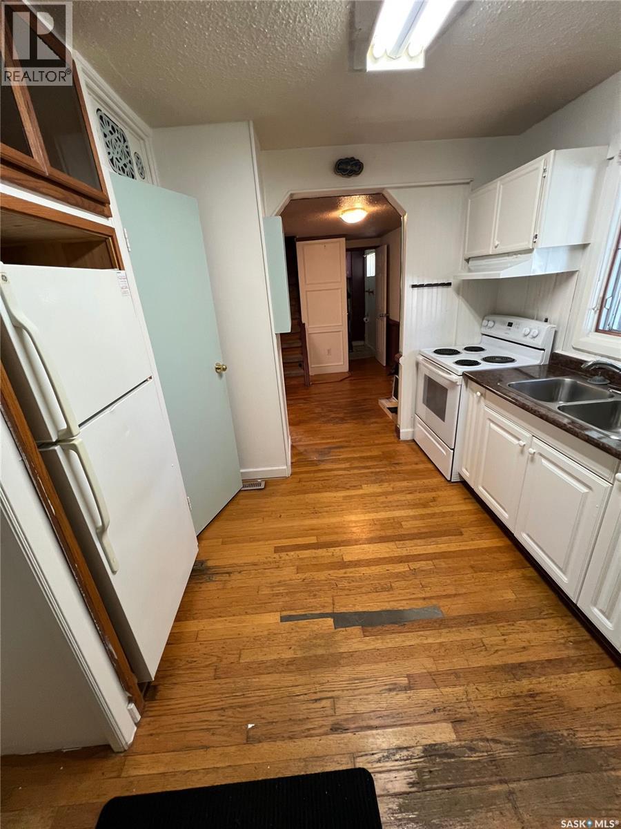 236 9th STREET E, Prince Albert — photo 3