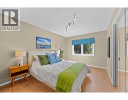 1215 Varsity Estates Drive NW - photo 30