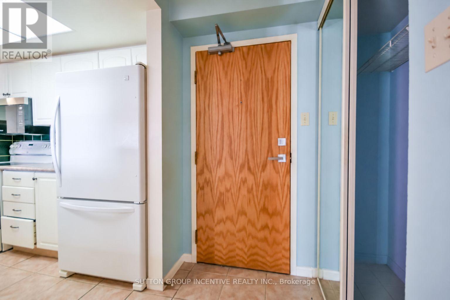 #1005 65 ELLEN STREET - 3