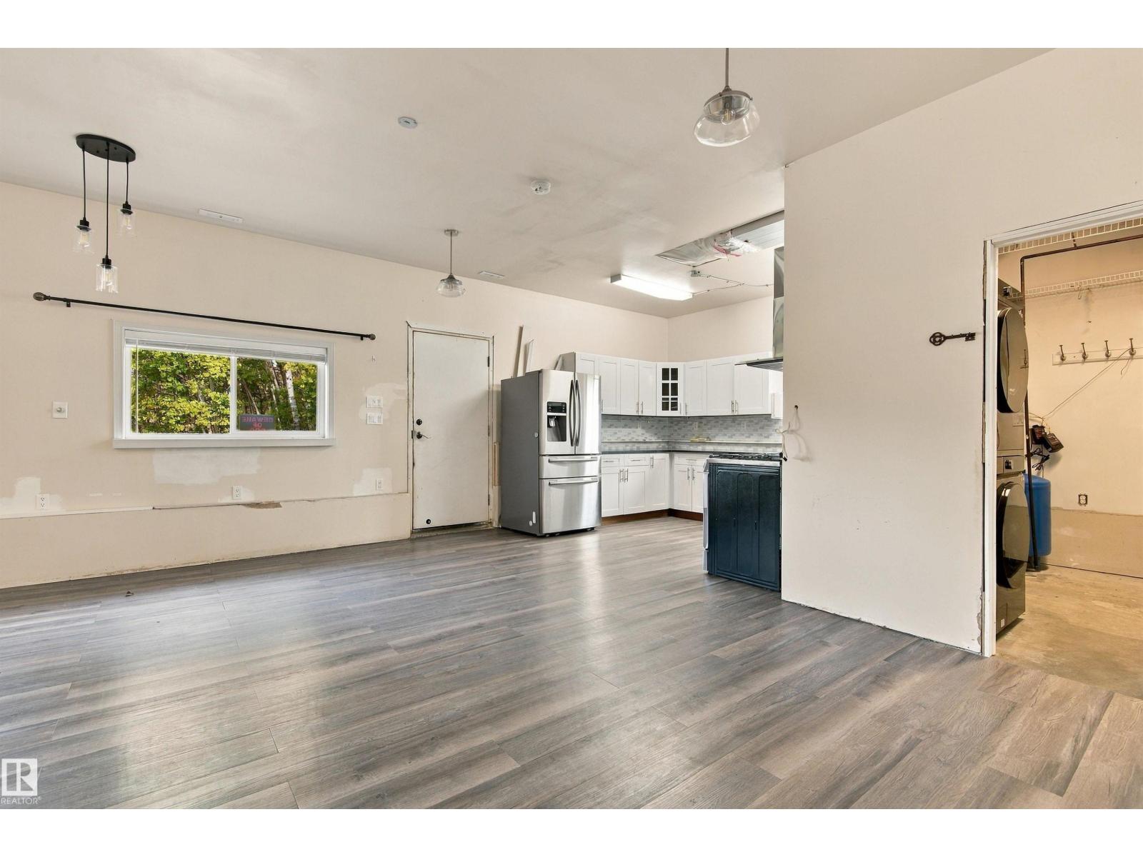 217-51069 Rge Rd 215, Los Villas — photo 7 of 28: Property photo