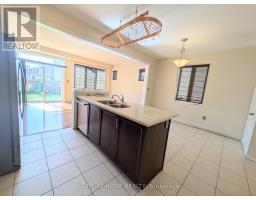 37 Biddens Square, Brampton, ON L6P0W4 Photo 6