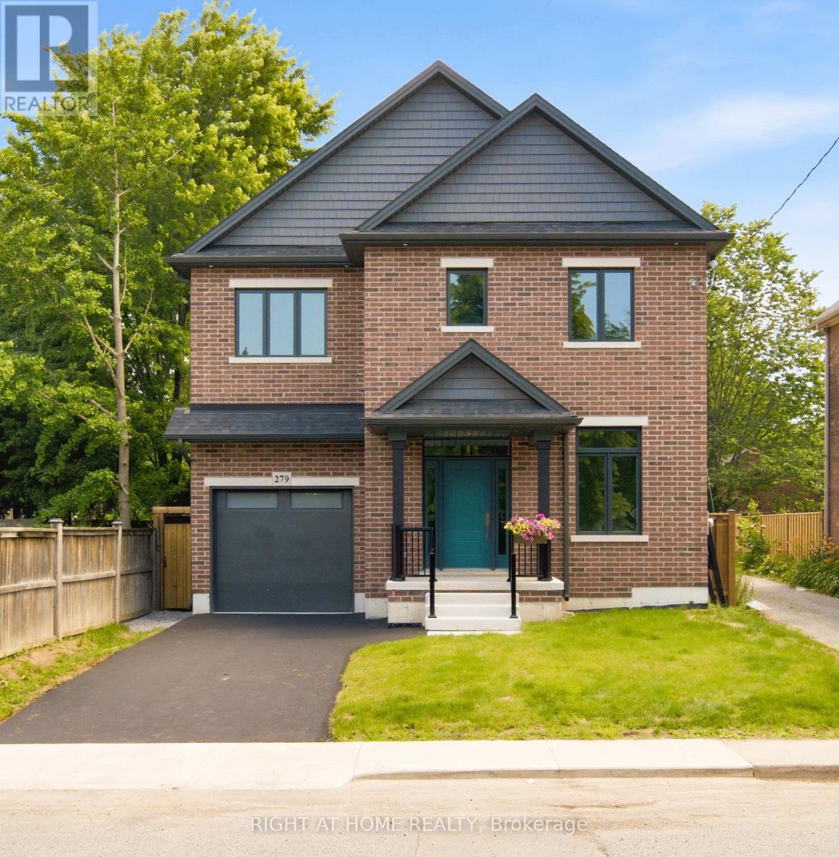 279 HESS STREET S, Hamilton (Durand)