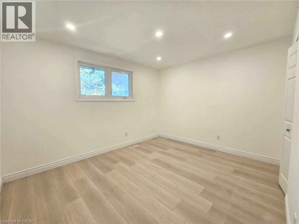 107 STIRLING MACGREGOR Drive Unit# Main, Cambridge — photo 9