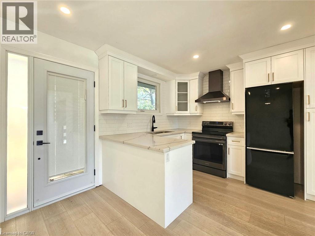 107 STIRLING MACGREGOR Drive Unit# Main, Cambridge — photo 4