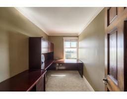 5575 Fairlight Crescent, Delta, BC V4E1B3 Photo 19