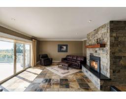 5575 Fairlight Crescent, Delta, BC V4E1B3 Photo 8