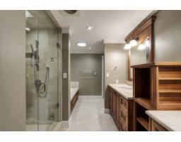 5575 Fairlight Crescent, Delta, BC V4E1B3 Photo 23