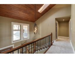 5575 Fairlight Crescent, Delta, BC V4E1B3 Photo 16