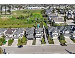 73 Royal Birch Way NW - photo 32