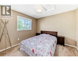 73 Royal Birch Way NW - photo 24