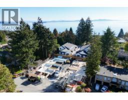 1 871 Gardner Pl, Saanich, BC V8Y3G7 Photo 15