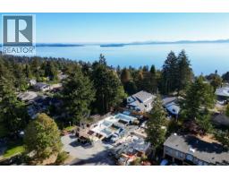 1 871 Gardner Pl, Saanich, BC V8Y3G7 Photo 16