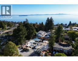 Pantry - 1 871 Gardner Pl, Saanich, BC V8Y3G7 Photo 6