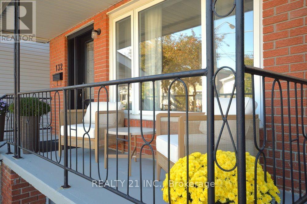 132 HARDING BOULEVARD - Image 32