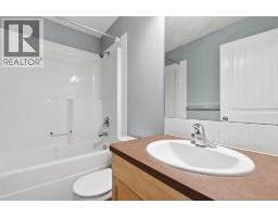 149 Prestwick Villas Se, Calgary, AB T2Z4S3 Photo 18