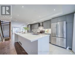 19 Battenberg Avenue, Toronto, ON M4L1J7 Photo 15